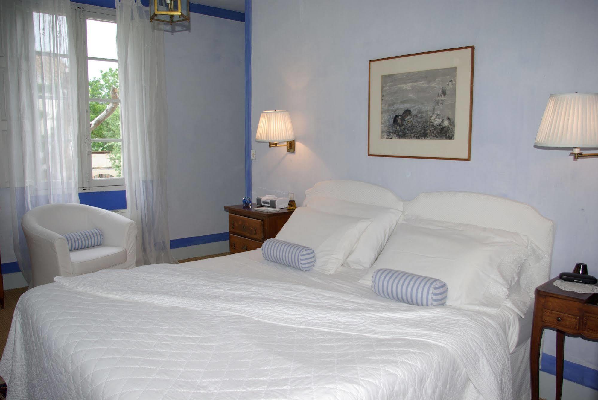 Bastide Rose Hotell Le Thor Eksteriør bilde